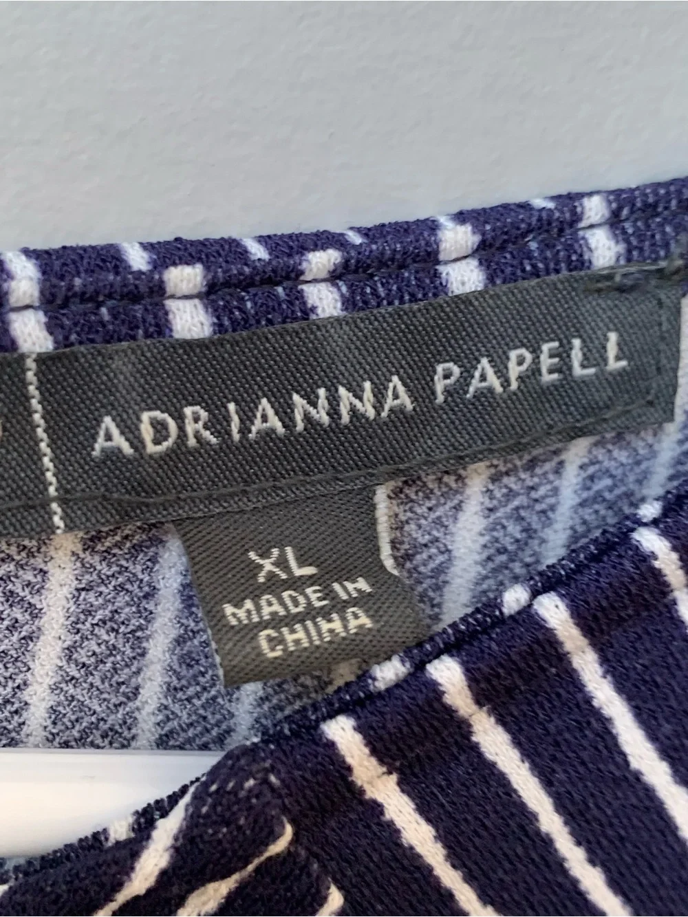 Adrianna Papell button keyhole